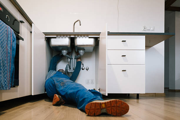 Professional Pipe Repair technician working in Oyster Bay, NY